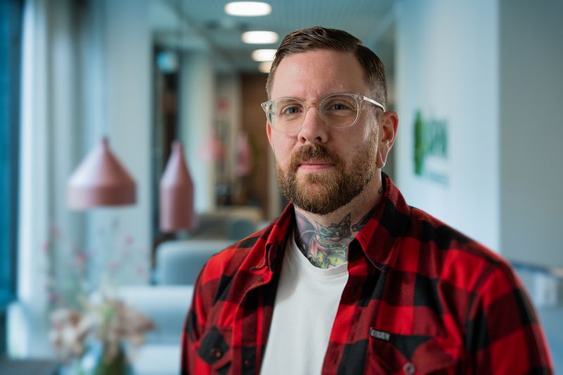 David Freundt, utvecklingsledare hållbar utveckling och digital utbildare i En riktig man.