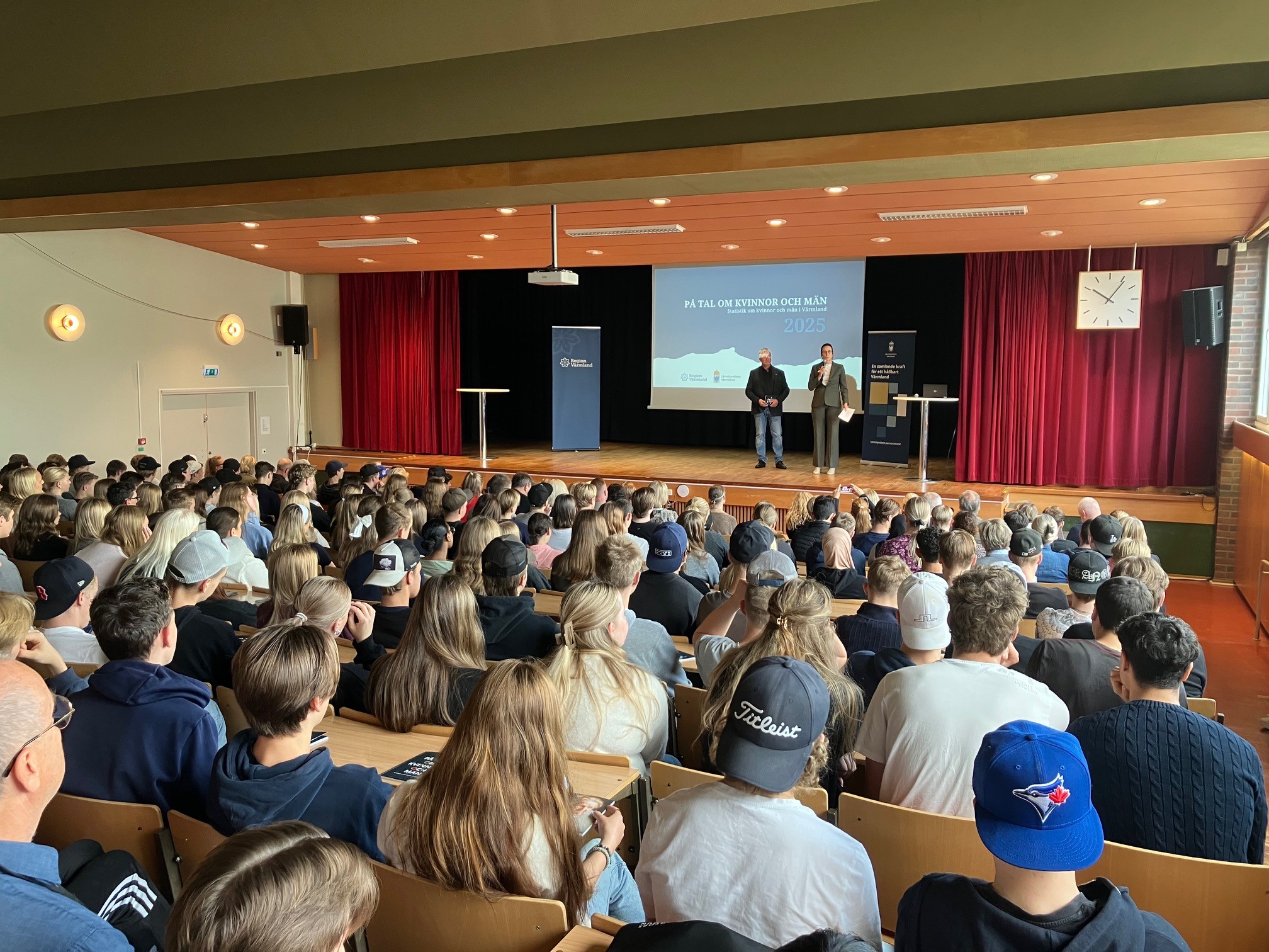 På tal om kvinnor och män